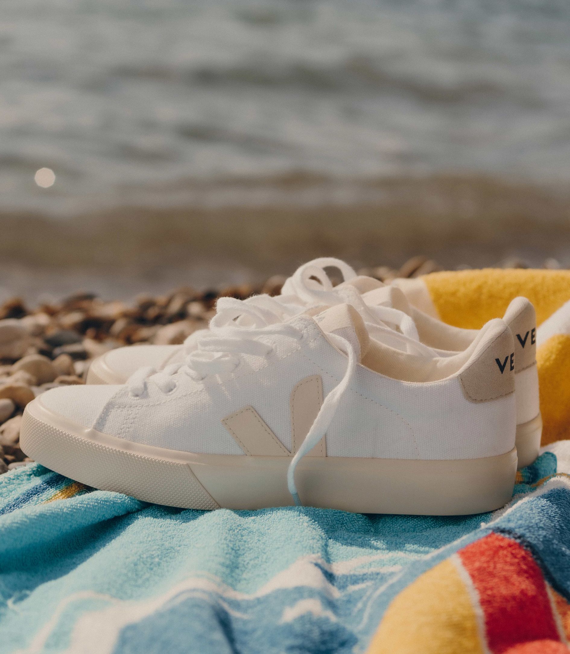 VEJA CAMPO CANVAS WHITE PIERRE | VJ24187