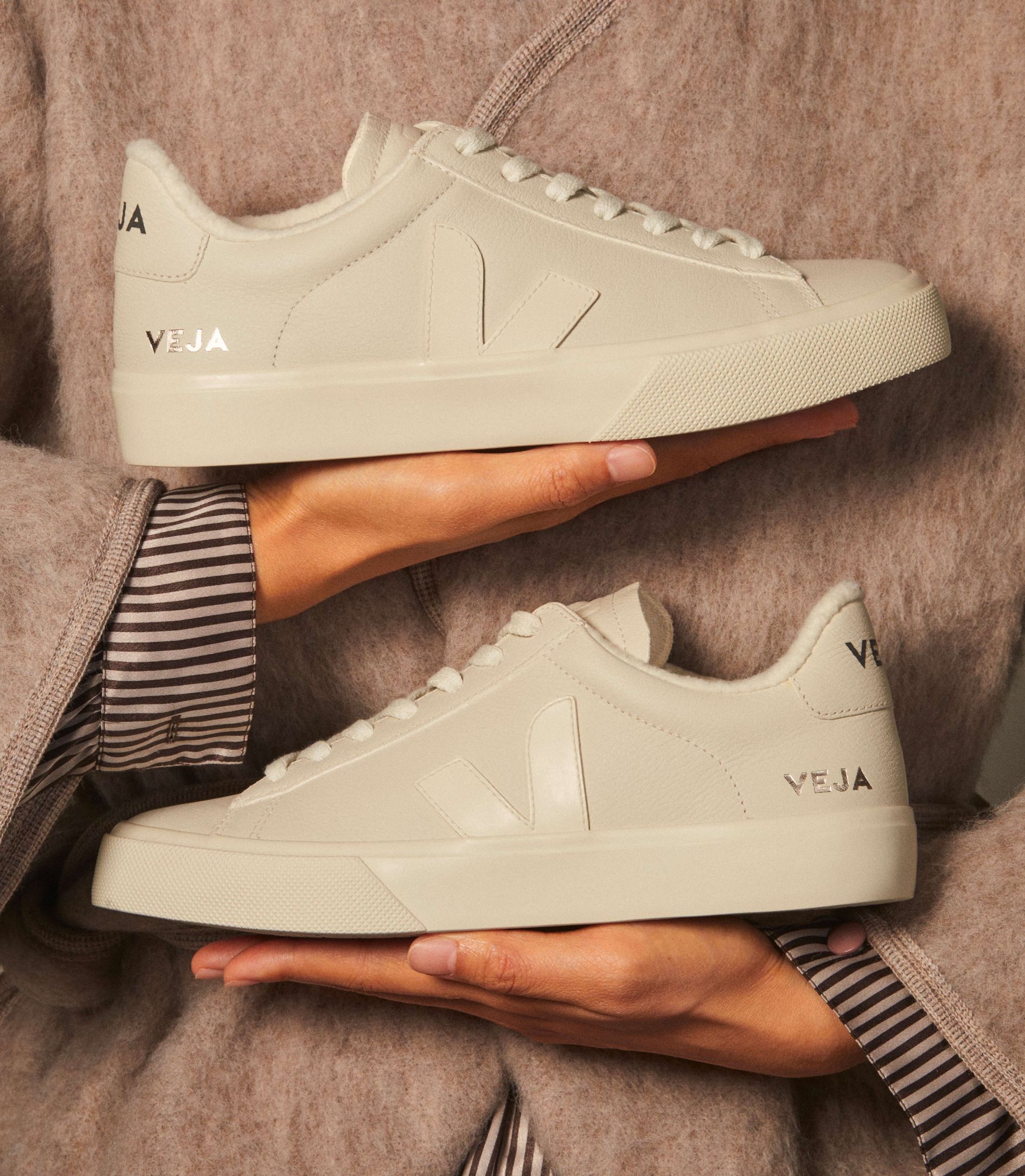 VEJA CAMPO FURED LEATHER PIERRE | VJ24198
