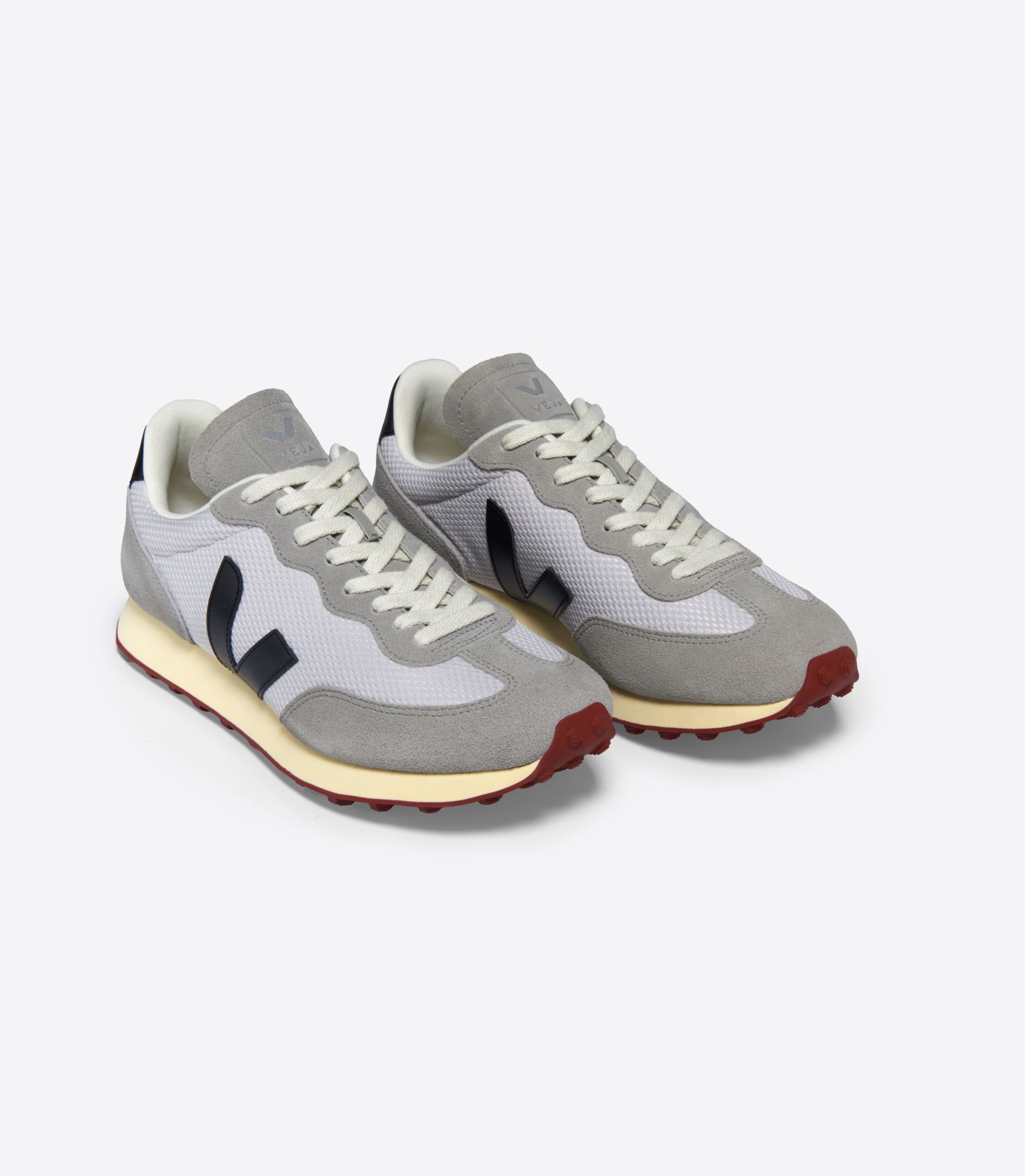 VEJA RIO BRANCO ALVEOMESH LIGHT GREY BLACK | VJ24303