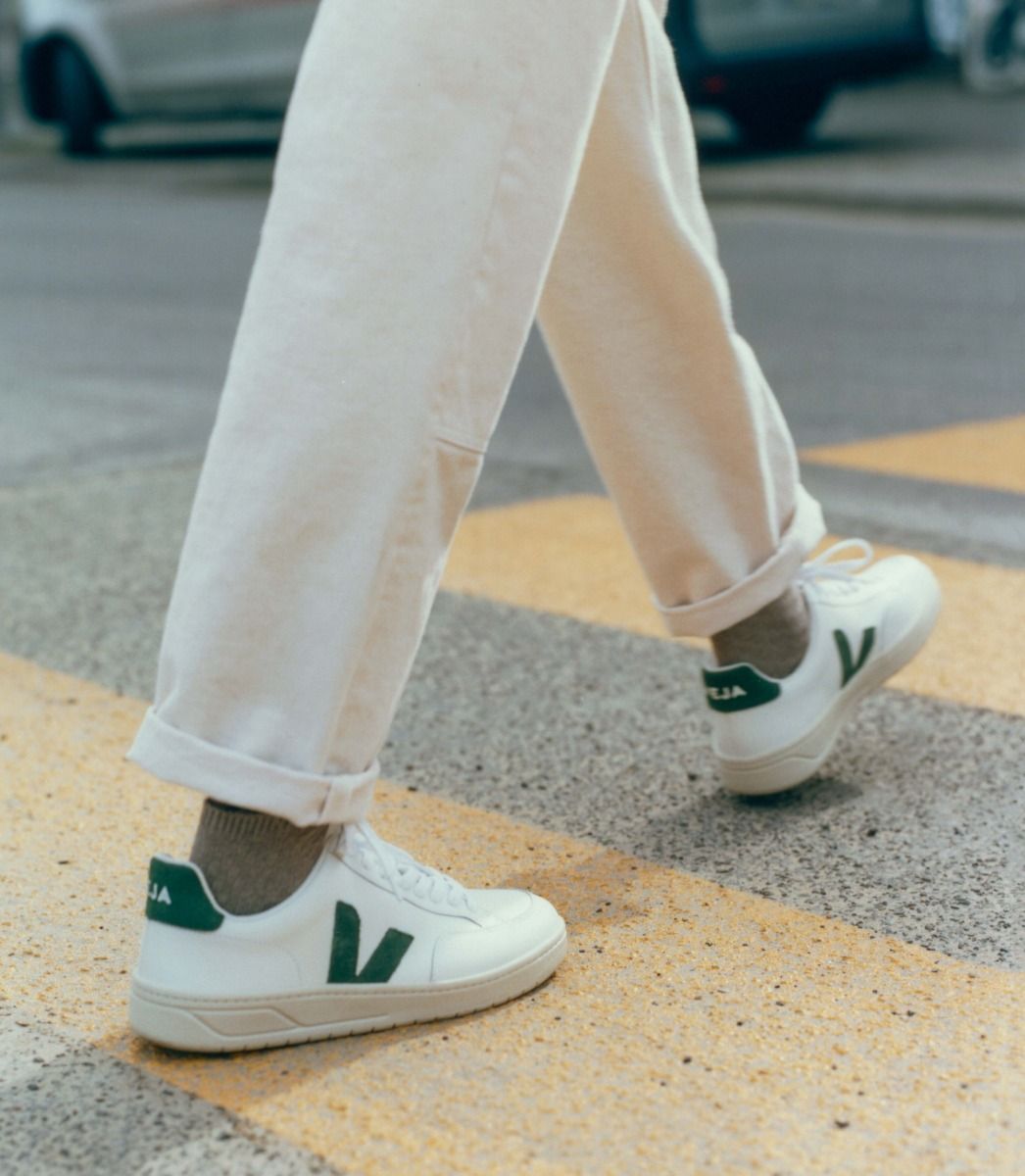 VEJA V-12 LEATHER WHITE CYPRUS | VJ24267