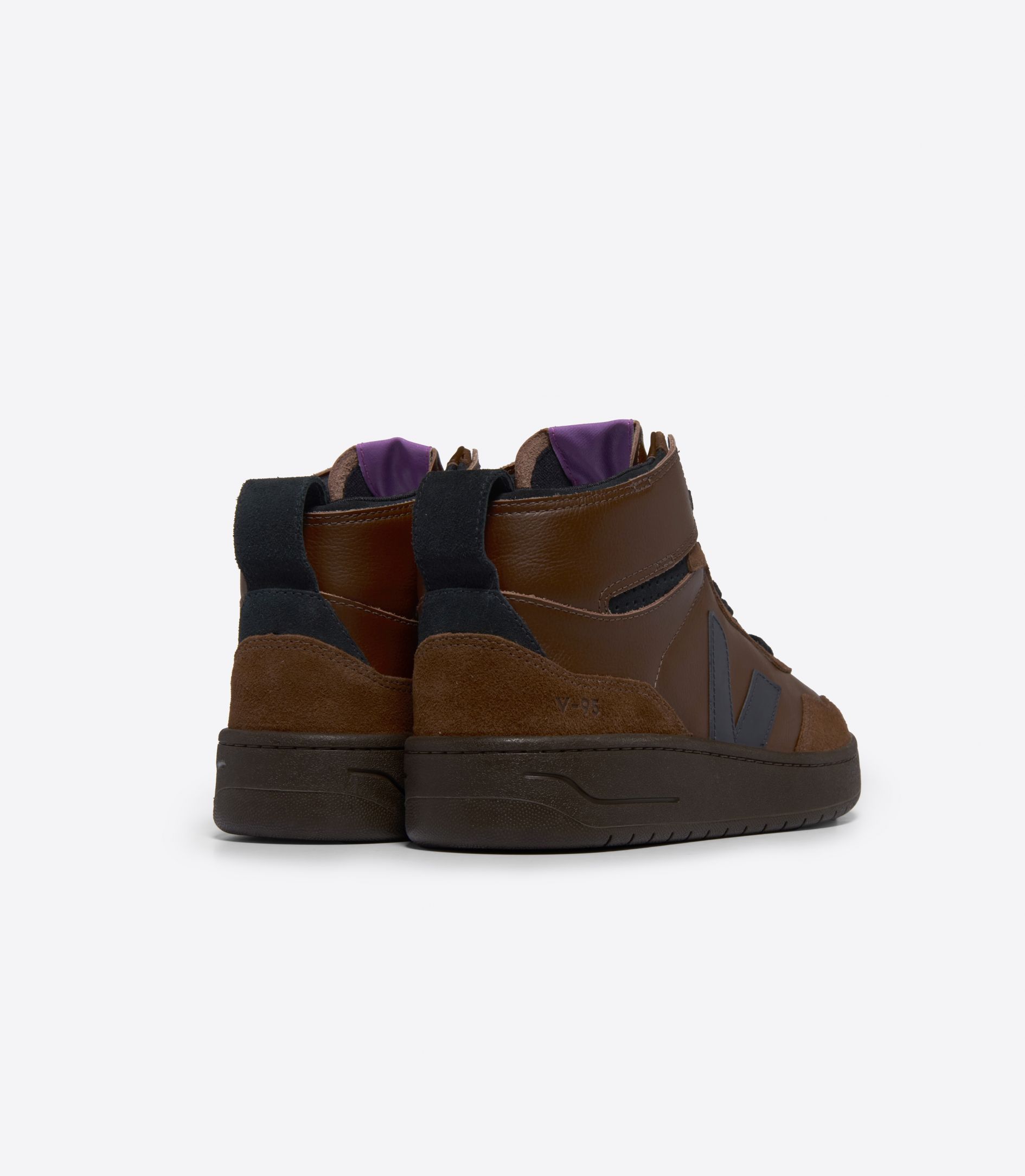VEJA V-95 LEATHER WALNUT BLACK | VJ24647