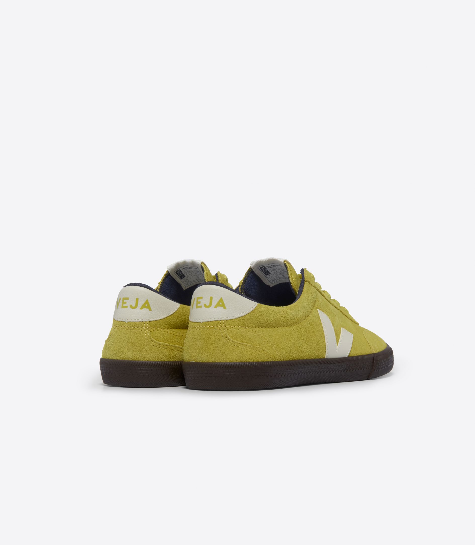 VEJA VOLLEY SUEDE LIQUOR PIERRE EAGLE | VJ24472